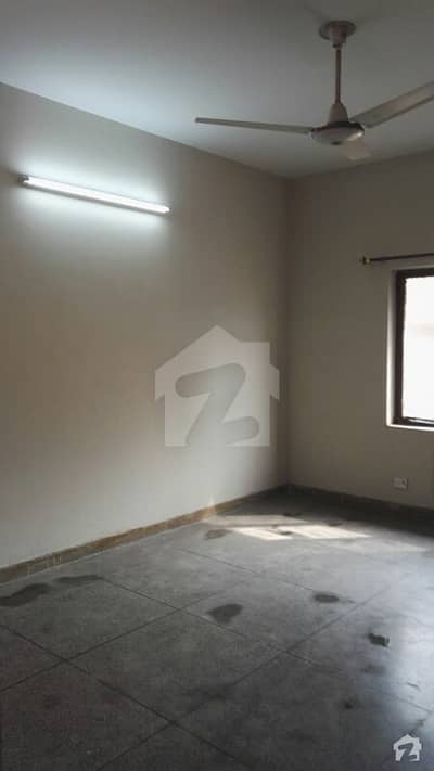 4-bedroom's With Attached Bathroom's 10-marla House For Rent In Askari-9 Lahore Cantt.