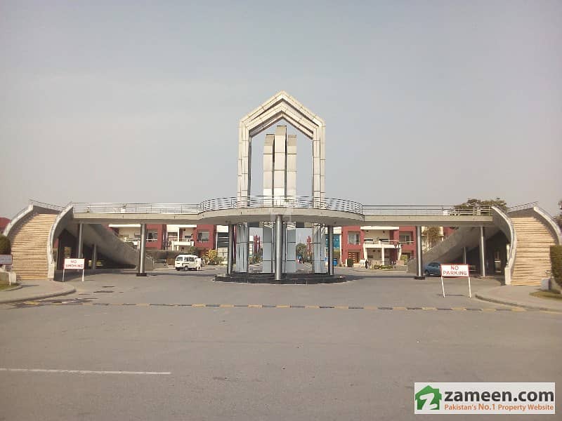 11 Marla Corner Plot Ideal Location In Bahria Town Lahore