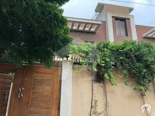 250 Yard Lower Portion Prime Location Near Embassy In Hotel Sindhi Muslim Society Karachi