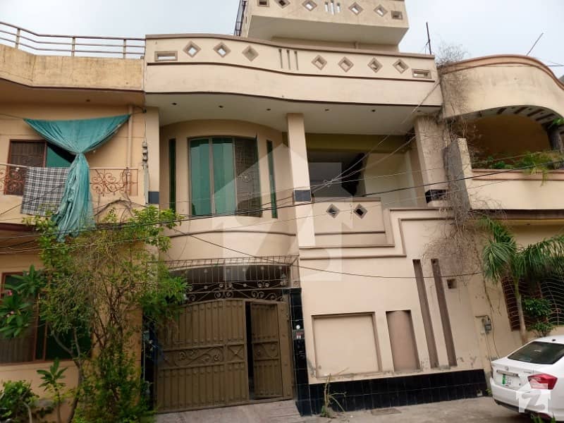 5 Marla Portion For Rent In Hajvery Scheme