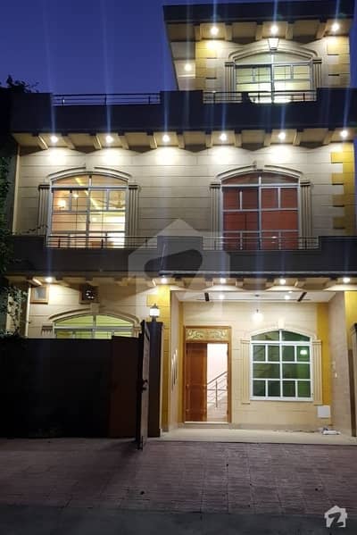 A Beautiful House For Sale A Beautiful House For Sale