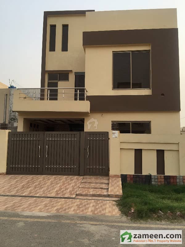 5 Marla Brand New Luxurious House For Sale In Block BB, Bahria Town