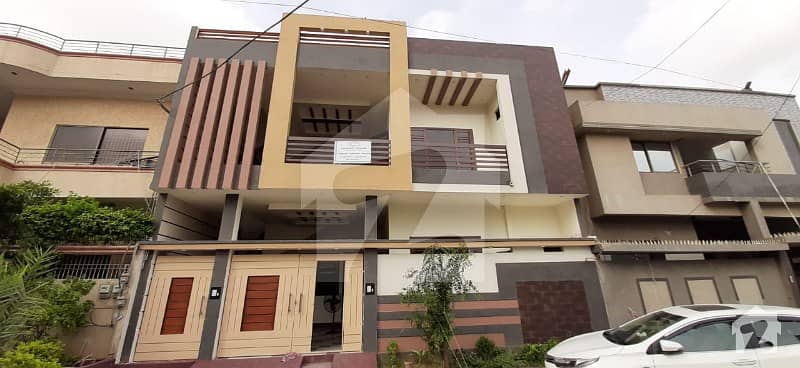 گلشنِ معمار - سیکٹر ٹی گلشنِ معمار گداپ ٹاؤن کراچی میں 6 کمروں کا 10 مرلہ مکان 2.3 کروڑ میں برائے فروخت۔