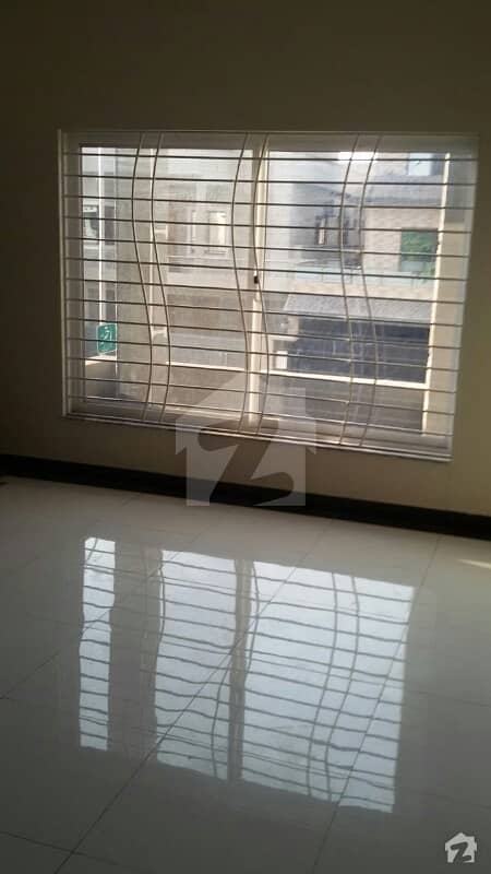 Very Beautiful Location New Upper Portion For Rent Phase Three Near Market Masjid Etc