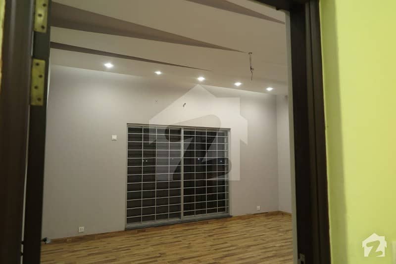 1 Kanal Upper Portion For Rent With 3 Bed