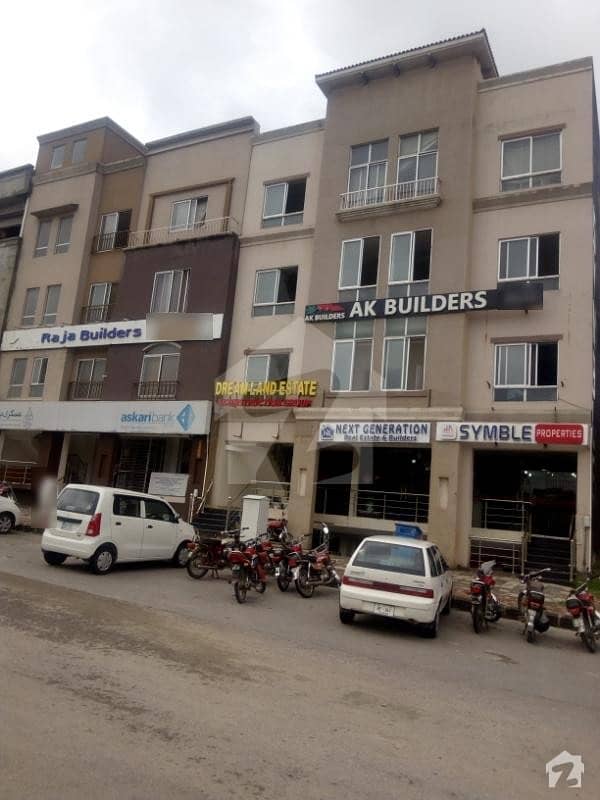 Fantastic Location 2 Bed Apartment For Sale In Bahria Town Phase 7