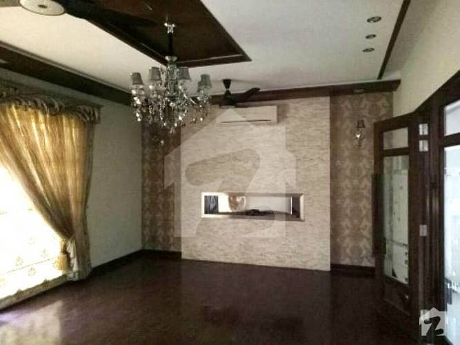 Brand New Luxury Furnished Bungalow With Home Theater And Basement