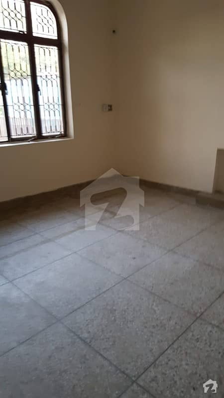 F10 Independent House 4 Bed 4 New Bath 2 Kitchen