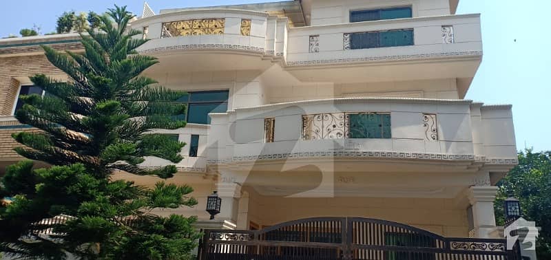 Beautiful Like A New Luxury House Ideal Location Available For Rent Islamabad