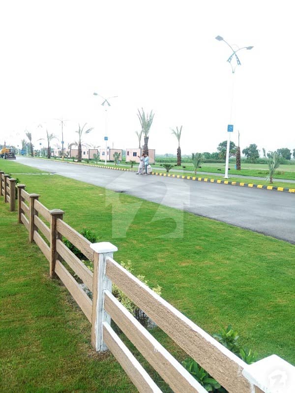 اومیگا ریزیڈینسیا لاہور - اسلام آباد موٹروے لاہور میں 5 مرلہ رہائشی پلاٹ 16 لاکھ میں برائے فروخت۔