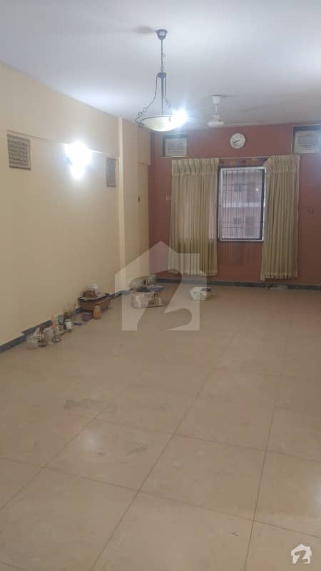 2000 Sq Feet 3 Bed D/D  Apartment 1st Floor Bungalow Facing For Rent In Ittehad Commercial