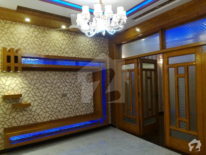 بحریہ ٹاؤن ۔ بلاک بی بی بحریہ ٹاؤن سیکٹرڈی بحریہ ٹاؤن لاہور میں 3 کمروں کا 5 مرلہ مکان 1.1 کروڑ میں برائے فروخت۔