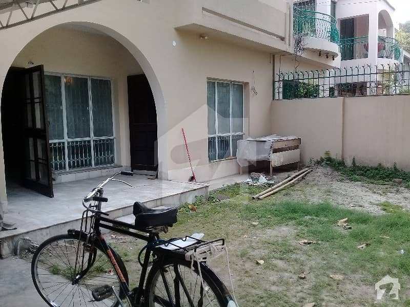 1 Kanal Upper Portion Is Available For Rent In Cantt CMA Colony Lahore 1 Kanal Upper Portion Is Available For Rent In Cantt CMA Colony Lahore