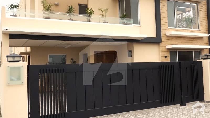 Brand New 1 Kanal House Is Available For Sale