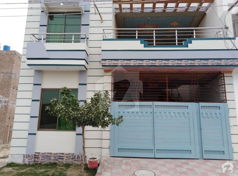 سٹی گارڈن ہاؤسنگ سکیم جہانگی والا روڈ بہاولپور میں 4 کمروں کا 5 مرلہ مکان 96 لاکھ میں برائے فروخت۔