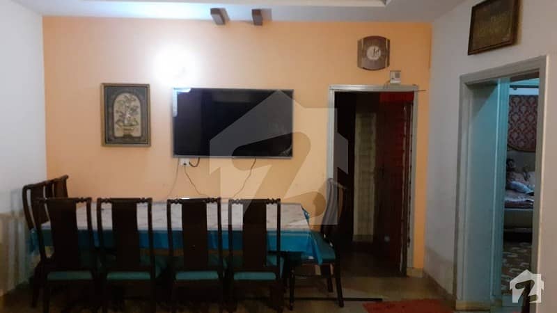 11 Marla Upper Portion Is Available For Rent 11 Marla Upper Portion Is Available For Rent