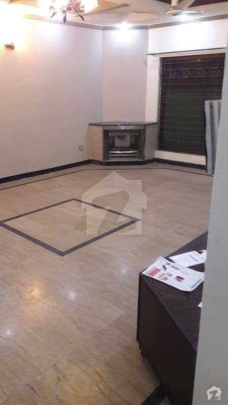 8 Marla Luxury And Ideal For Living Upper Portion For Rent With Parking Space