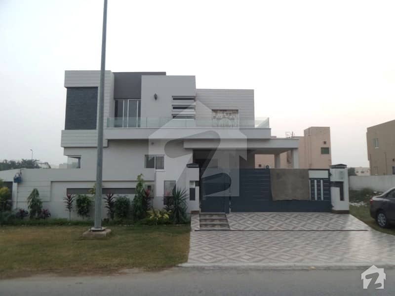 One Kanal Beautiful Upper Portion For Rent