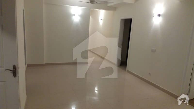WARDA HUMNA 1 TWO BED CORNER APARTMENT FOR RENT