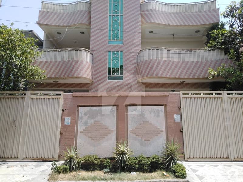 Good Location House Available For Sale In Hayatabad Phase 2 - J3 Peshawar