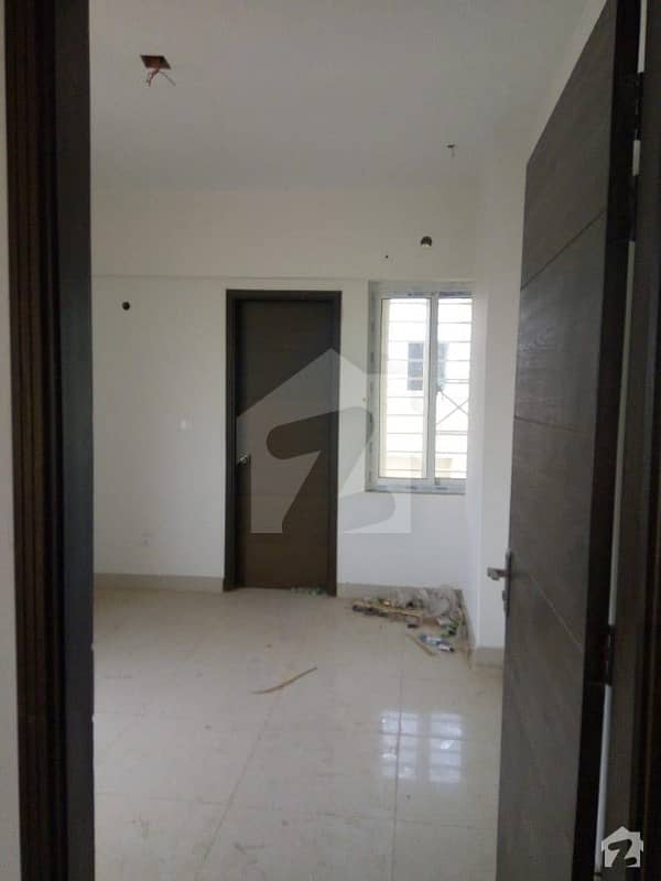 North Nazimabad Brand New Sami Classic 3 Bed Drawing Lounge Flat For Rent