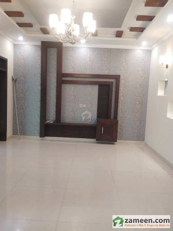 10 Marla Brand New Beautiful House Is Available For Sale In Tariq Gardens