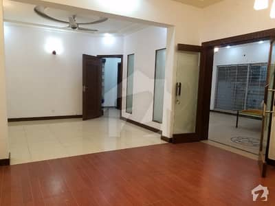1 Kanal Luxurious Bungalow For Rent In Dha Phase 3 Block Y 1 Kanal Luxurious Bungalow For Rent In Dha Phase 3 Block Y