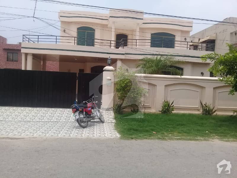 1 Kanal Luxurious Bungalow For Rent In Dha Phase 3 Block Z