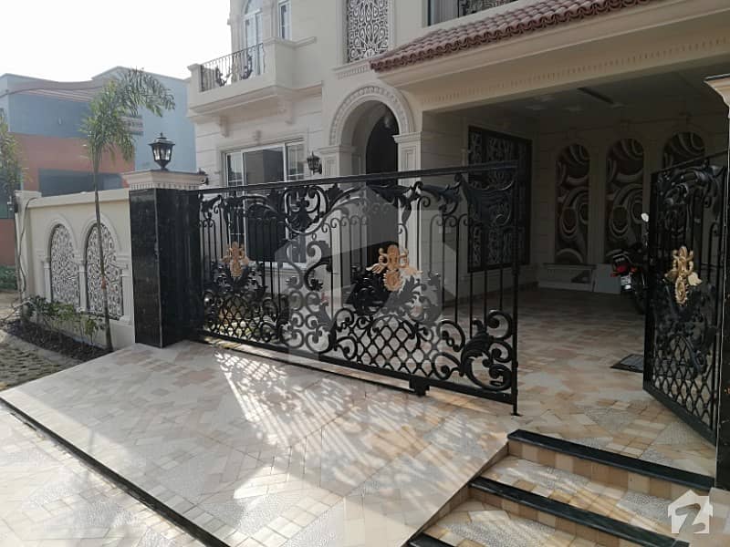10 Marla Brand New Spanish Beautiful Pair House For Sale In Phase 8 M Block Dha