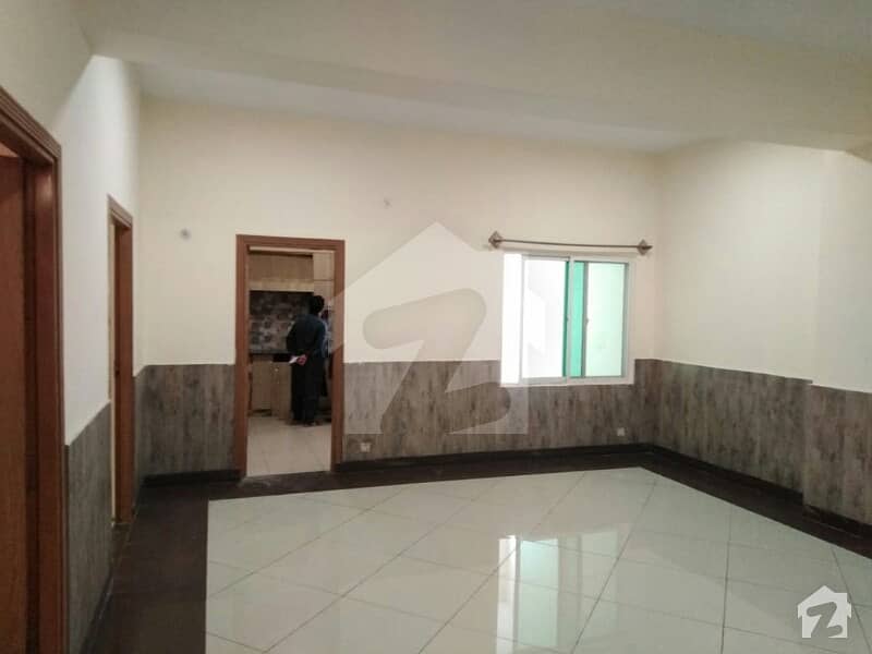 Dean's Heights Block C flat for rent available