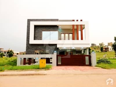 10 Marla Brand New House For Sale On Prime Location 10 Marla Brand New House For Sale On Prime Location