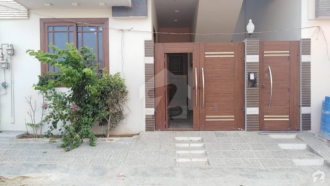 گلشنِ معمار گداپ ٹاؤن کراچی میں 4 کمروں کا 5 مرلہ مکان 1.28 کروڑ میں برائے فروخت۔