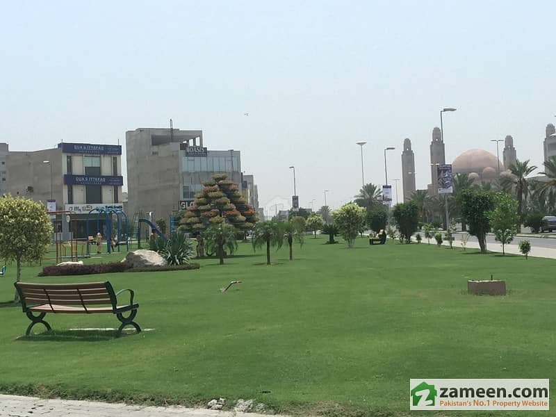 10. 8 MARLA PLOT FOR SALE IN GHAZNAVI BLOCK, BAHRIA TOWN, LAHORE. 