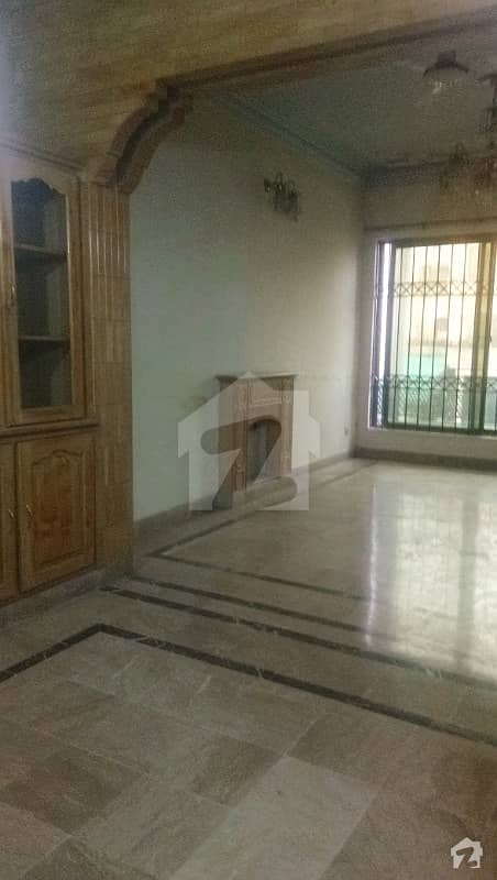 I 8 fast Floor Available for rent I 8 fast Floor Available for rent