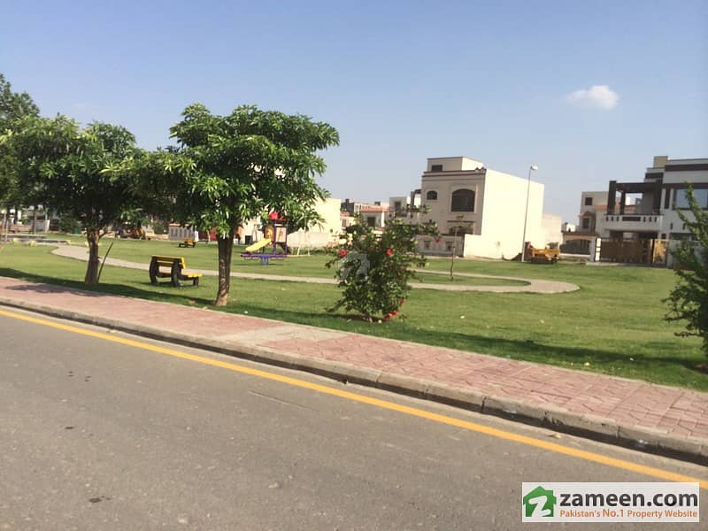 1 Kanal Plot For Sale Next To Corner + Facing Park Plot In Overseas A Bahria Town Lahore