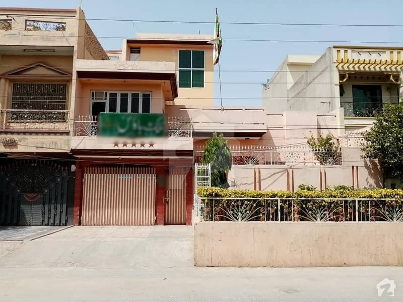 کشمیر روڈ گوجرانوالہ میں 6 کمروں کا 10 مرلہ مکان 3 کروڑ میں برائے فروخت۔