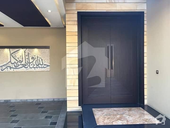 9 Marla House Available For Rent In Safari Villas Bahria Town