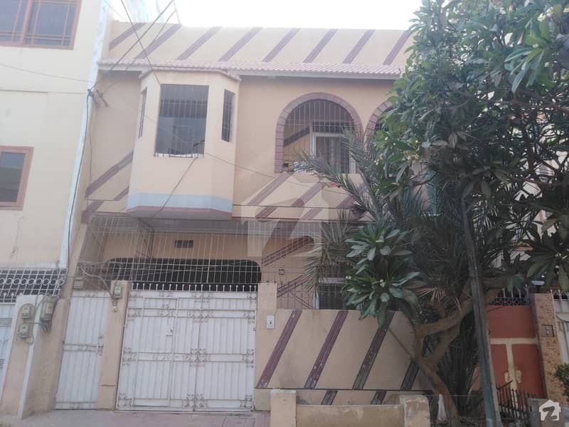 بفر زون سیکٹر 15-A / 2 بفر زون نارتھ کراچی کراچی میں 4 کمروں کا 5 مرلہ مکان 1.85 کروڑ میں برائے فروخت۔