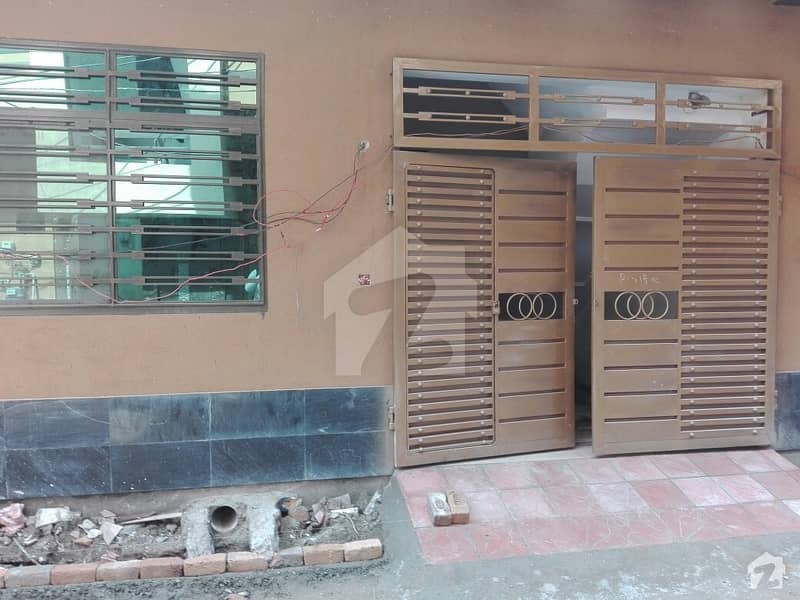 رحمان آباد راولپنڈی میں 4 کمروں کا 3 مرلہ مکان 1.4 کروڑ میں برائے فروخت۔