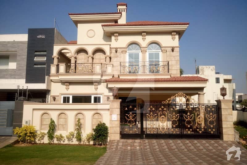 10 Marla Classic House For Sale In A Block Of Dha Phase 6 Lahore