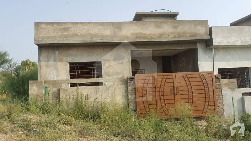 سفاری اینکلیو جی ٹی روڈ راولپنڈی میں 2 کمروں کا 5 مرلہ مکان 28 لاکھ میں برائے فروخت۔