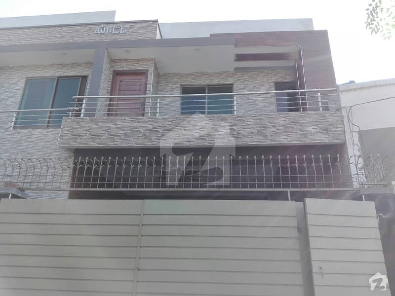ملت ٹاؤن فیصل آباد میں 4 کمروں کا 7 مرلہ مکان 1 کروڑ میں برائے فروخت۔