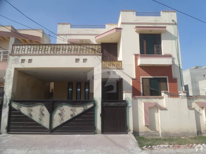 House Is Available In Satiana Road TECH Town (TNT Colony)