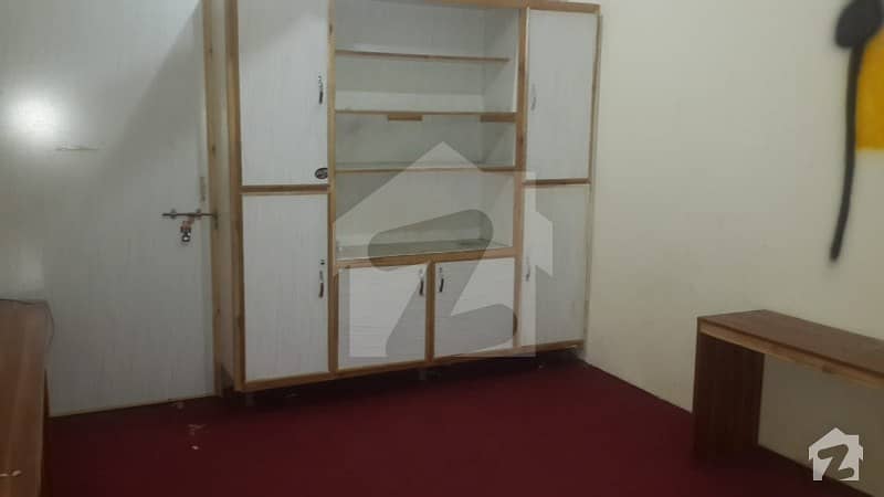 Flat Available For Rent In Huma Block Allama Iqbal Town Lahore