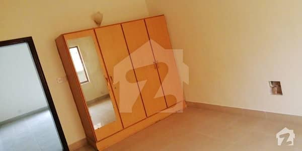 1Kanal 5 Bed House Is Available For Rent
1Kanal 5 Bed House Is Available For Rent