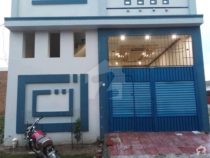 رفیع قمر روڈ بہاولپور میں 2 کمروں کا 4 مرلہ مکان 40 لاکھ میں برائے فروخت۔