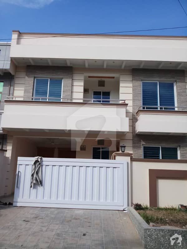G 13 Solid Constructed House For Sale