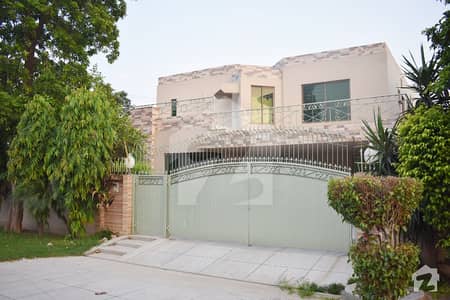 One Kanal Beautiful Bungalow At Good Location Available For Rent One Kanal Beautiful Bungalow At Good Location Available For Rent