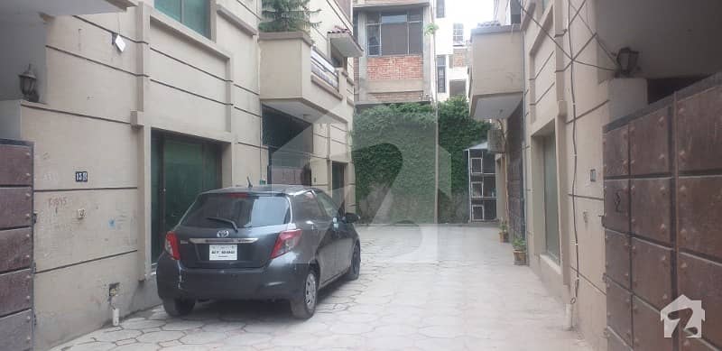 ورسک روڈ پشاور میں 6 کمروں کا 5 مرلہ مکان 1. 25 کروڑ میں برائے فروخت۔