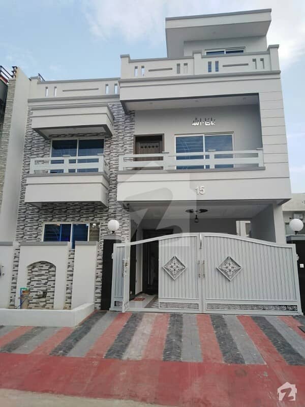 30x60 Lovely House For Sale In G-13/1